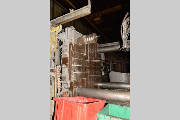 Detailed Pictures of B&T Cold Chamber Die Casting Machine DCMP-5642