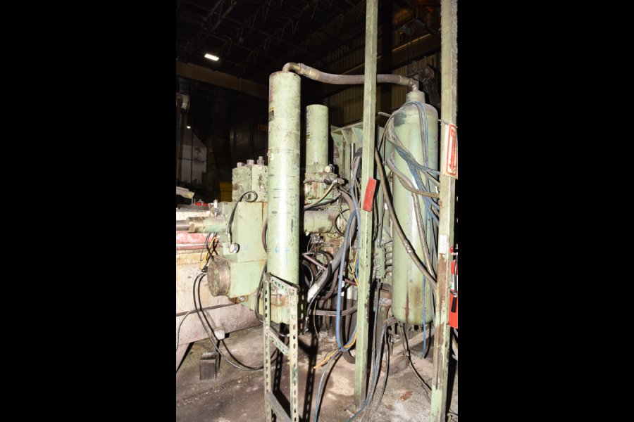 Detailed Pictures of B&T Cold Chamber Die Casting Machine DCMP-5642