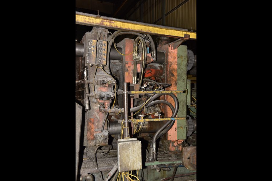 Detailed Pictures of B&T Cold Chamber Die Casting Machine DCMP-5642