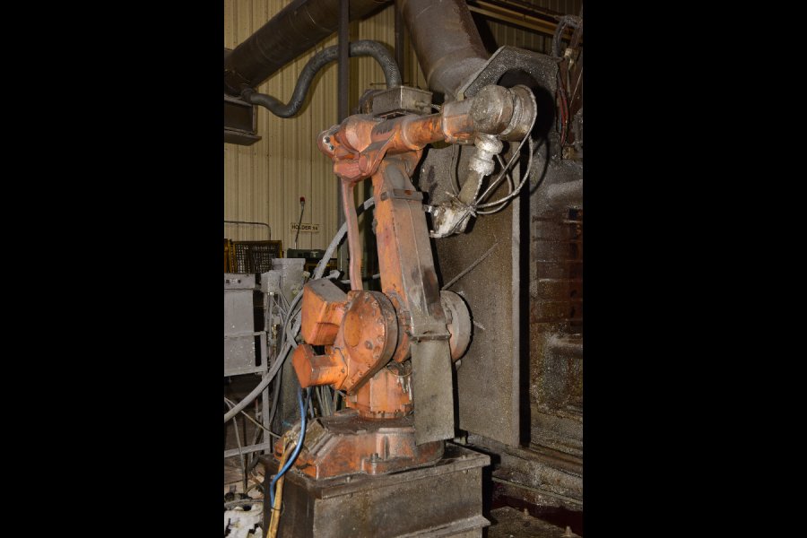 Detailed Pictures of Ex-Cell-O B&T Cold Chamber Die Casting Machine DCMP-5644