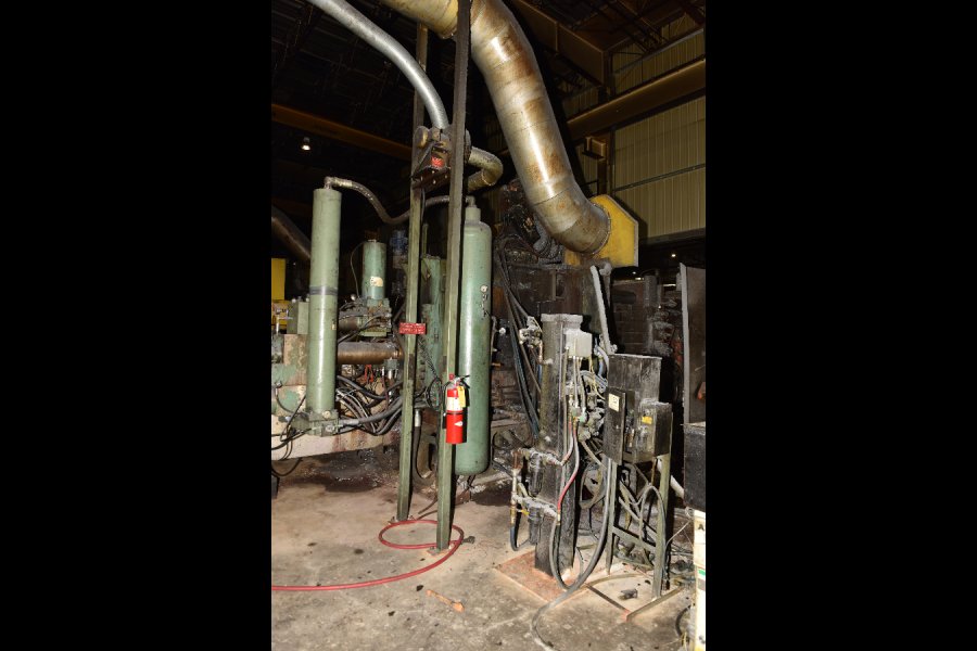 Detailed Pictures of Ex-Cell-O B&T Cold Chamber Die Casting Machine DCMP-5644