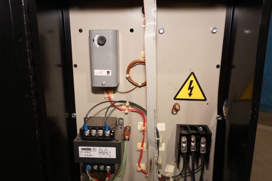 Detailed Pictures of Conair Single Zone Hot Oil Heater Unit DCMP-5648