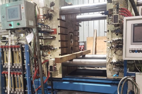 Detailed Pictures of Buhler Cold Chamber Die Casting Machine DCMP-5650