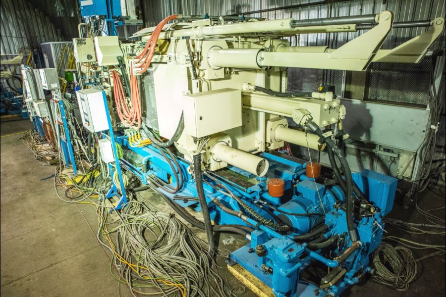 Detailed Pictures of Buhler Cold Chamber Die Casting Machine DCMP-5650