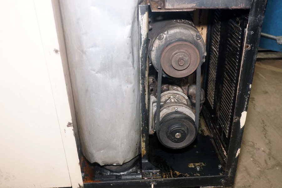 Detailed Pictures of Sterlco Hot Oil Heater unit with Cooling Circuit DCMP-5682