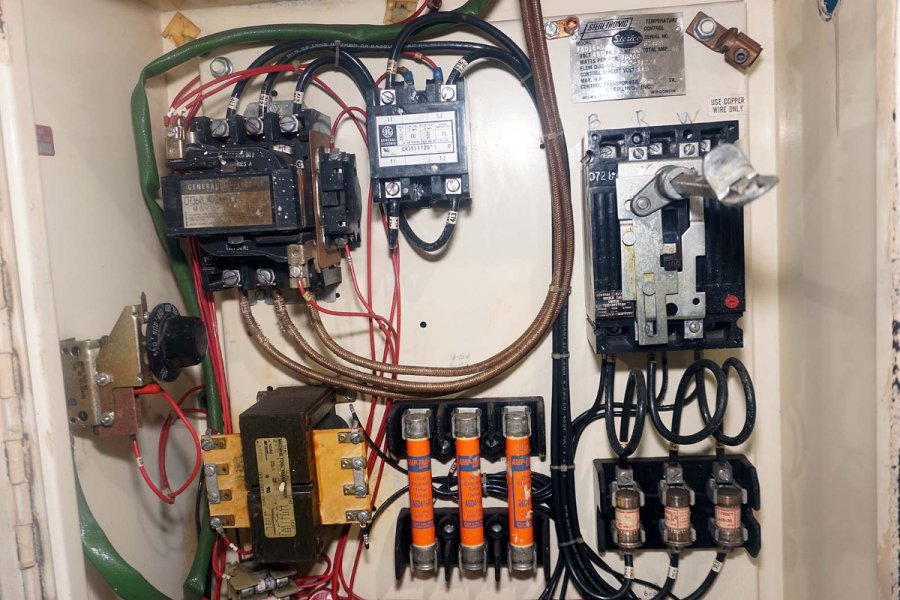 Detailed Pictures of Sterlco Hot Oil Heater unit with Cooling Circuit DCMP-5682