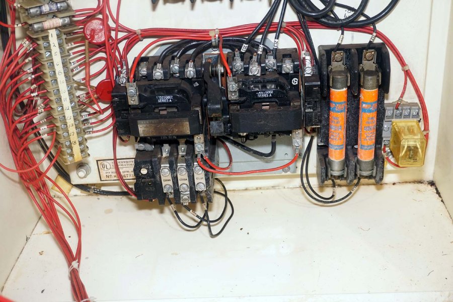 Detailed Pictures of Sterlco Hot Oil Heater unit with Cooling Circuit DCMP-5682